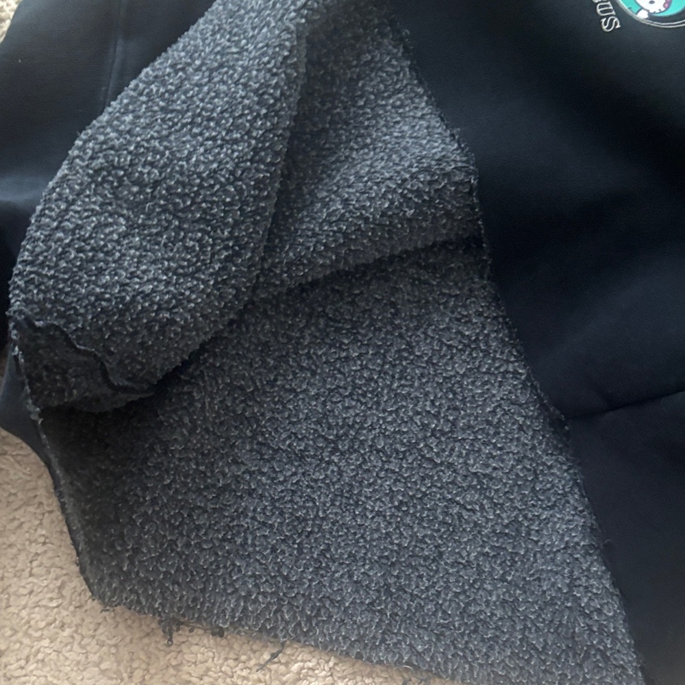 Hello Kitty Black Cropped Hoodie - Picture 10 of 10